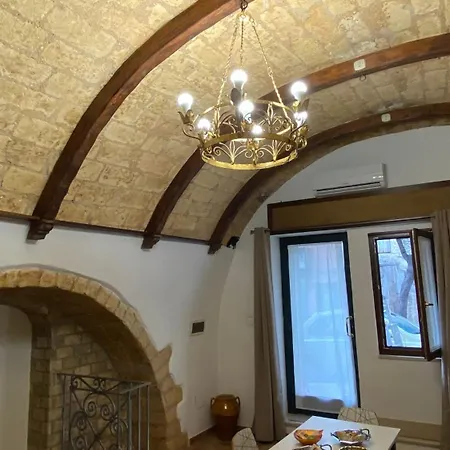 아파트 A Casa Di Laura